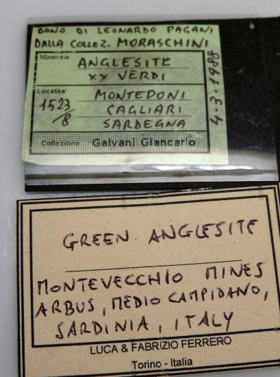 Anglesite (green!) from Montevecchio Mine, Arbus, Sardinia, Italy [db_pics/pics/r124d.jpg]