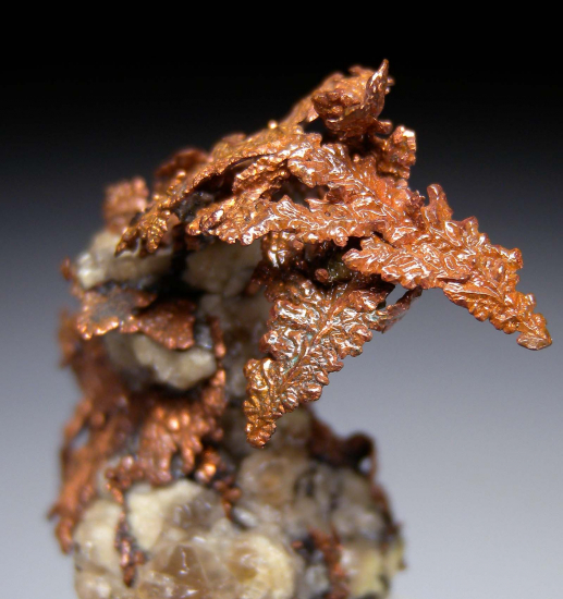 Copper from Tsumeb, Namibia [db_pics/pics/r151c.jpg]