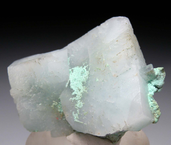 Thometzekite on Anglesite from Tsumeb, Namibia [db_pics/pics/r152e.jpg]