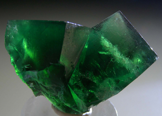 Fluorite from Rogerley Mine, Durham Co., England [db_pics/pics/r187c.jpg]