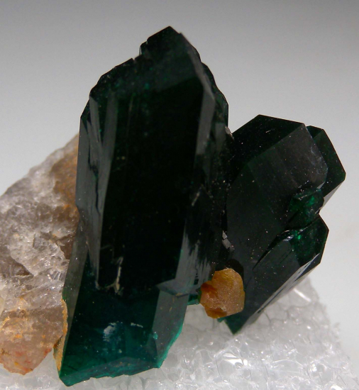Dioptase on Quartz from Kaokaveld, Kunene Region, Namibia [db_pics/pics/r224d.jpg]