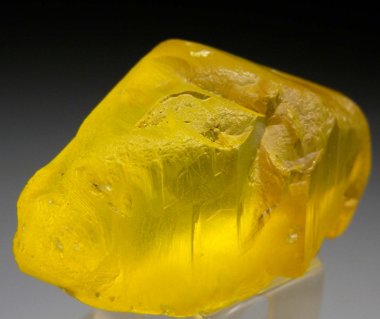 Sulfur from Vodinskoe deposit, Samara Oblast, Russia [db_pics/pics/r226c.jpg]
