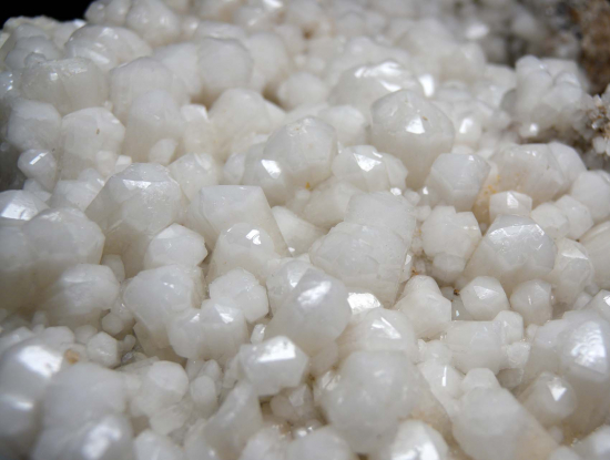 Tarnowitzite from Touissit, Oujda, Morocco [db_pics/pics/r227c.jpg]