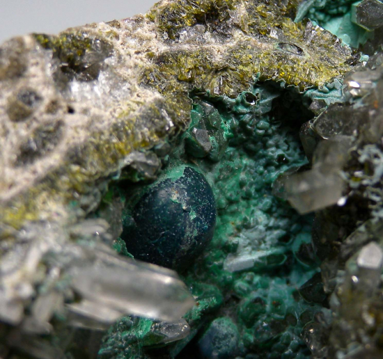 Pseudomalachite from Mashamba West Mine, Lualaba, DR Congo [db_pics/pics/r289c.jpg]