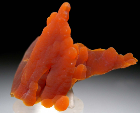 Calcite stalactites from Alzada, Carter County, Montana, USA [db_pics/pics/r334b.jpg]