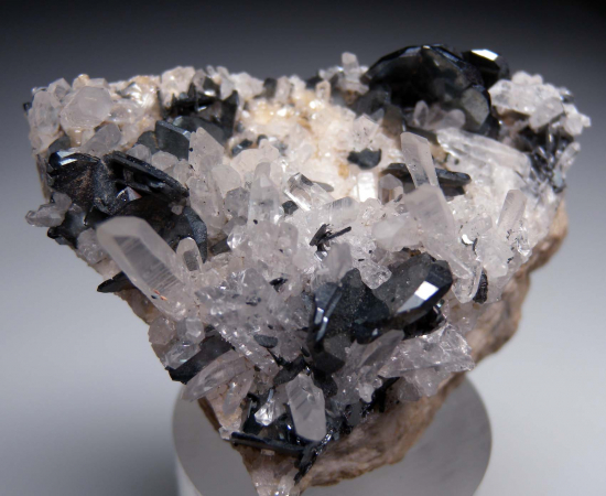 Hematite with Quartz from Veta Grande claim, Dome Rock Mtns., La Paz Co., Arizona, USA [db_pics/pics/r348a.jpg]