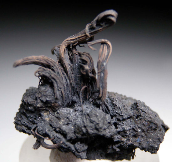 Silver on Acanthite from Imiter mine, Draa-Tafilalet Region, Morocco [db_pics/pics/r354b.jpg]