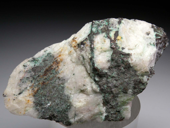 Algodonite from Ahmeek Mine, Keweenaw Co., Michigan, USA [db_pics/pics/r369b.jpg]