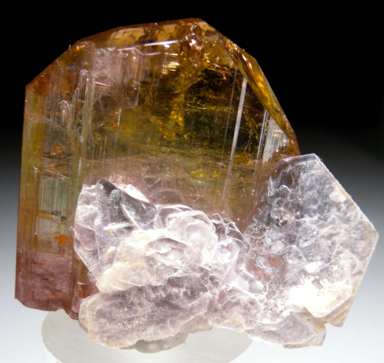 Tourmaline with Lepidolite from Lemon Tree Pocket, Coronel Murta, Minas Gerais, Brazil [db_pics/pics/r401b.jpg]
