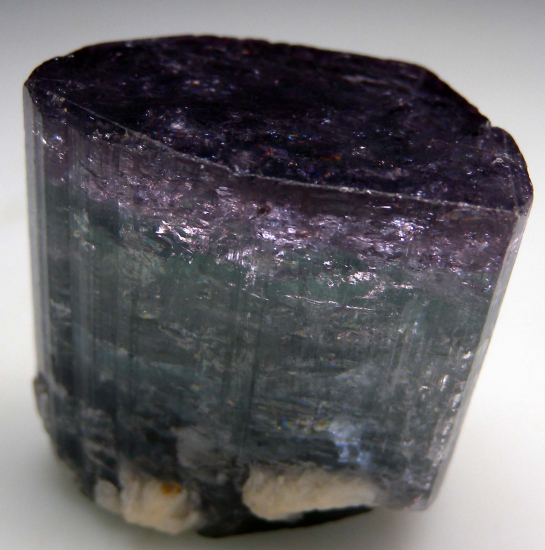 Tourmaline from Kunar Prov., Afghanistan [db_pics/pics/r408d.jpg]