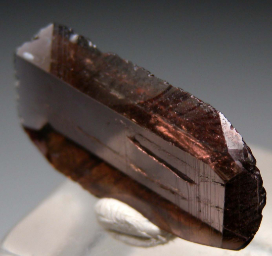 Axinite from Puiva Mountain, Saranpaul, Berezovo district, Russia [db_pics/pics/r497b.jpg]