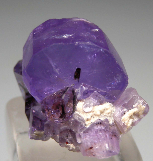 Apatite from Kunar Prov., Afghanistan [db_pics/pics/r501c.jpg]