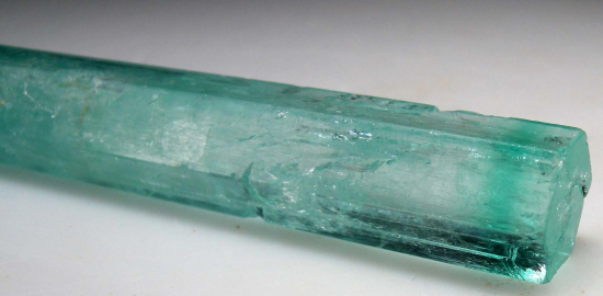 Green Beryl from Nasarawa Egon, Nasarawa, Nigeria [db_pics/pics/r518d.jpg]