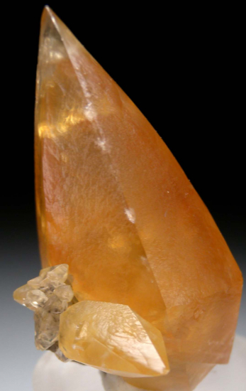 Calcite from Pugh Quarry, Wood Co., Ohio, USA [db_pics/pics/r524b.jpg]