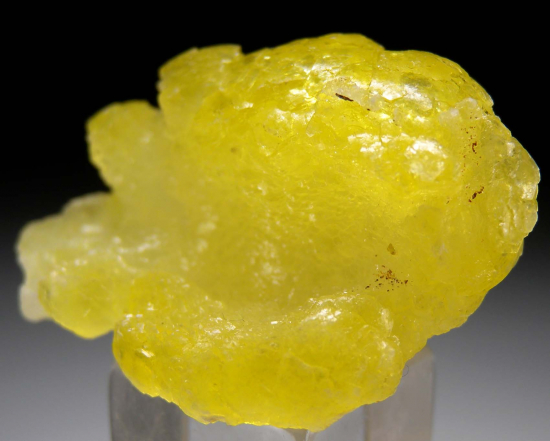 Brucite 'lips' from Killa Saifullah, Balochistan, Pakistan [db_pics/pics/r583b.jpg]