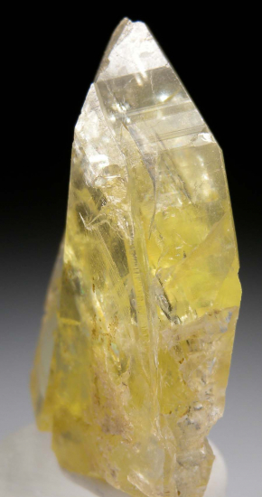 Montebrasite from Minas Gerais, Brazil [db_pics/pics/r588b.jpg]