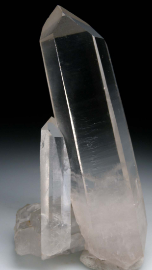 Quartz from Mt. Ikaka, Betafo Dist., Antananrivo Prov., Madagascar [db_pics/pics/r589a.jpg]