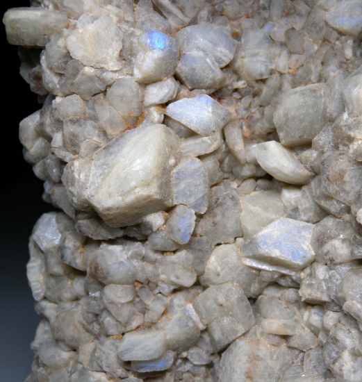 Feldspar var. Moonstone from Namalulu, Tanzania [db_pics/pics/r596b.jpg]