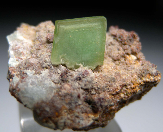 Cuprian Smithsonite from Tsumeb, Namibia [db_pics/pics/r608a.jpg]