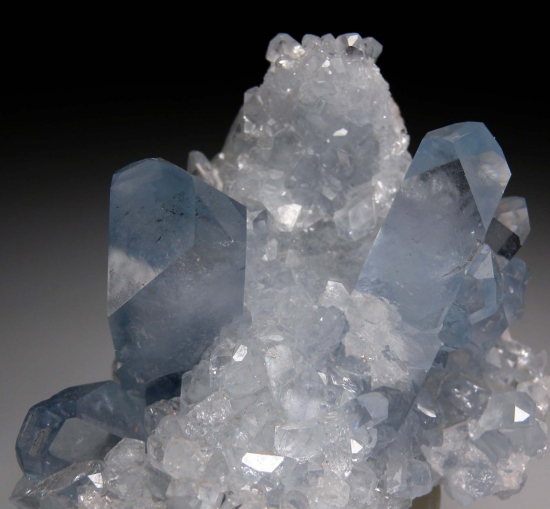 Celestite from Sakoany deposit, Mitsinjo District, Boeny, Madagascar [db_pics/pics/r657c.jpg]