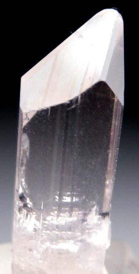 Danburite from Charcas, San Luis Potosi, Mexico [db_pics/pics/r660b.jpg]