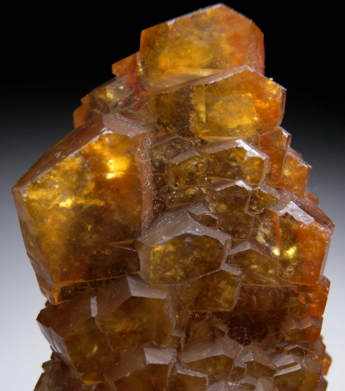 Calcite from Tonglushan Mine, Daye, Hubei Prov., China [db_pics/pics/r678c.jpg]
