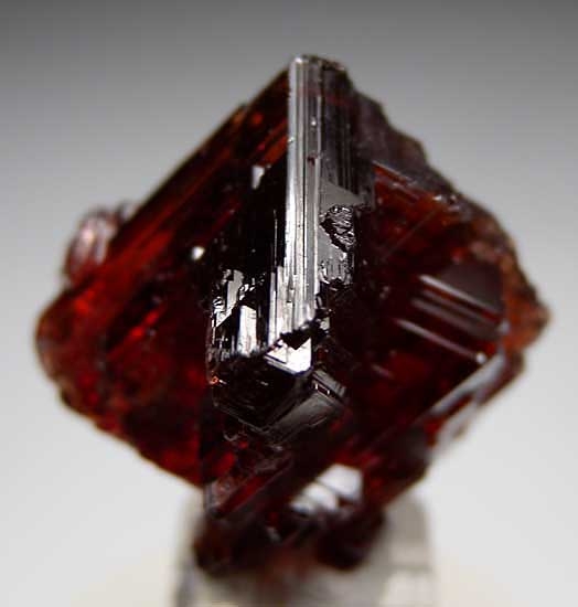 Spessartine from Navegador Mine, Conselheiro Pena, Minas Gerais, Brazil [db_pics/pics/sa555c.jpg]