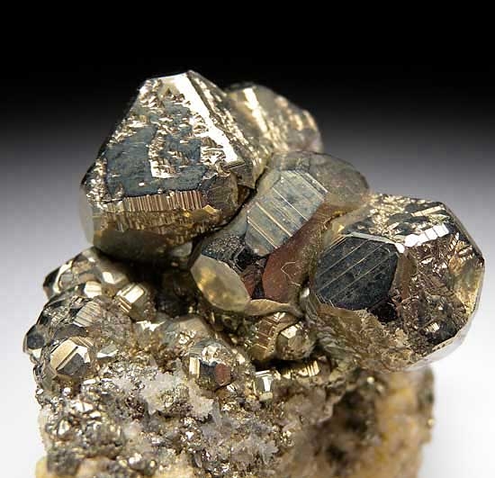 Pyrite from Huanzala, Peru [db_pics/pics/sa906b.jpg]