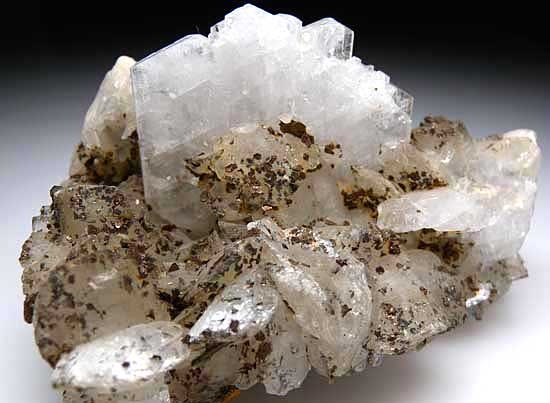 Albite on Dolomite from Morro Velho Gold Mine, Minas Gerais, Brazil [db_pics/pics/sa916a.jpg]