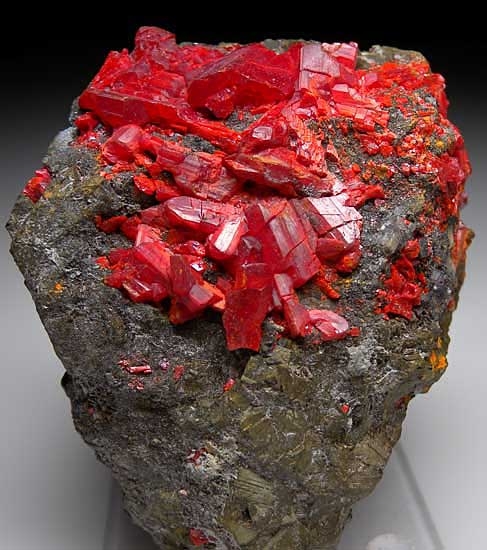 Realgar from Mina Palomo, Julcani Dist., Peru [db_pics/pics/sa926a.jpg]