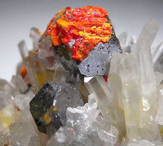Galena, Realgar, Orpiment on Quartz from Mina Palomo, Julcani Dist., Peru [db_pics/pics/sa929b.jpg]