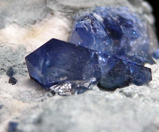 Benitoite from Gem Mine, San Benito Co., California, USA [db_pics/pics/t161c.jpg]