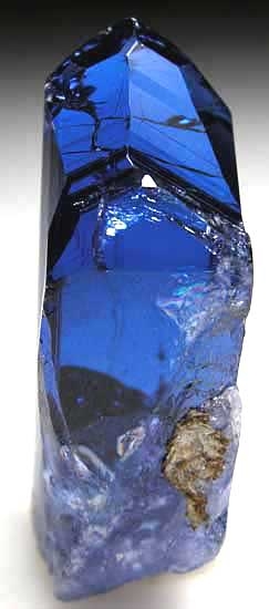 Tanzanite from Merelani Hills, Arusha Region, Tanzania [db_pics/pics/t16c.jpg]