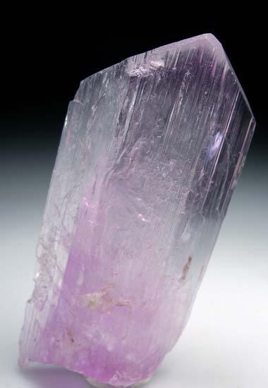 Kunzite from Kunar Prov., Afghansitan [db_pics/pics/t253a.jpg]