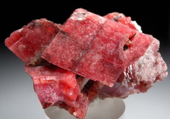 Rhodochrosite from Mont St. Hilaire, Quebec, Canada [db_pics/pics/t254a.jpg]