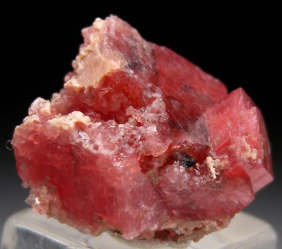 Rhodochrosite from Mont St. Hilaire, Quebec, Canada [db_pics/pics/t261a.jpg]