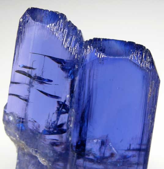 Tanzanite from Merelani Hills, Arusha Region, Tanzania [db_pics/pics/t29c.jpg]
