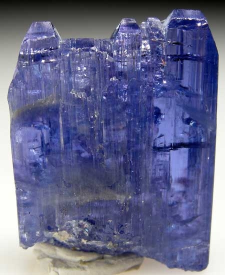 Tanzanite from Merelani Hills, Arusha Region, Tanzania [db_pics/pics/t32a.jpg]
