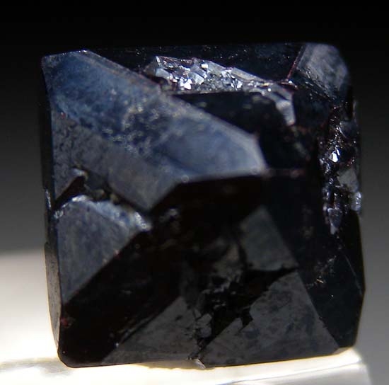 Cuprite from Poteryaevskoe Mine, Rubtsovskoe Deposit, Western Siberia, Russia [db_pics/pics/t418d.jpg]