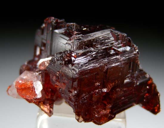 Spessartine from Navegador Mine, Minas Gerais, Brazil [db_pics/pics/t461c.jpg]