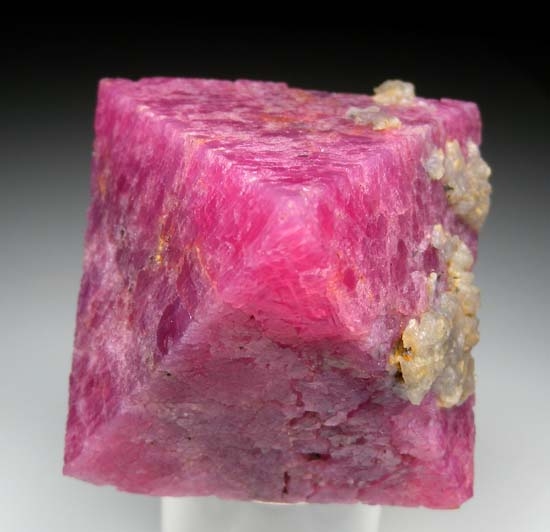 Spinel from Mahenge, Tanzania [db_pics/pics/t529a.jpg]