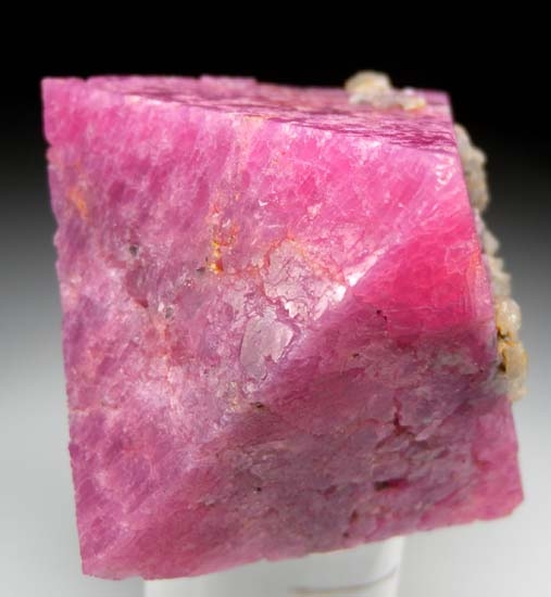 Spinel from Mahenge, Tanzania [db_pics/pics/t529c.jpg]