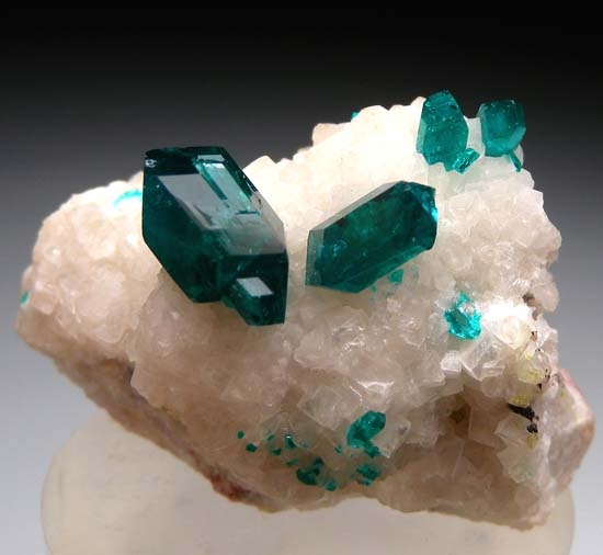 Dioptase on Calcite from Tsumeb, Namibia [db_pics/pics/t549a.jpg]