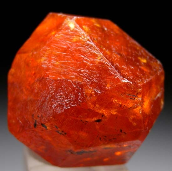 Spessartine from Nani, Loliondo, Tanzania [db_pics/pics/t560a.jpg]