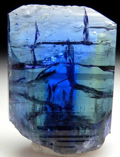 Tanzanite from Merelani Hills, Arusha, Tanzania [db_pics/pics/t57a.jpg]