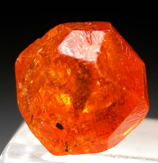 Spessartine from Nani, Loliondo, Tanzania [db_pics/pics/t580a.jpg]