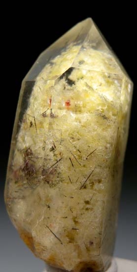 Quartz with inclusions from Virgem da Lapa. Minas Gerais, Brazil [db_pics/pics/t609c.jpg]