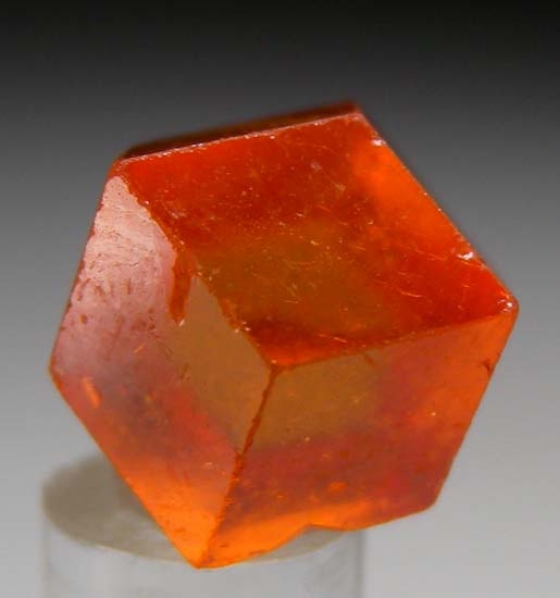 Spessartine from Jos, Nigeria [db_pics/pics/t645b.jpg]
