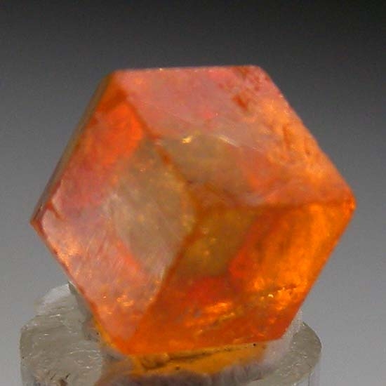 Spessartine from Jos, Nigeria [db_pics/pics/t651b.jpg]