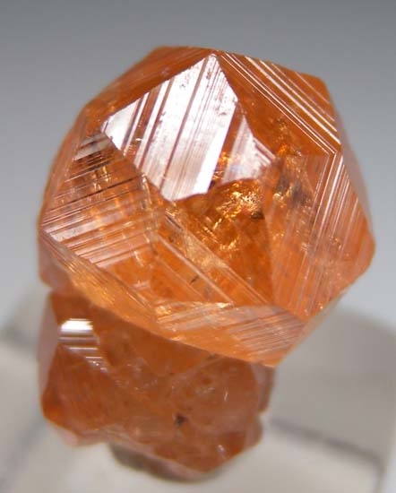 Grossular from Jeffrey Mine, Asbestos, Quebec, Canada [db_pics/pics/t700b.jpg]